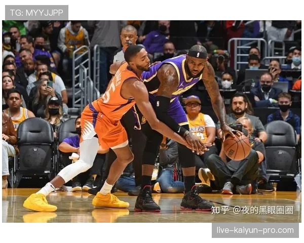 犯规判定要点：裁判依据接触程度与故意性判罚标准