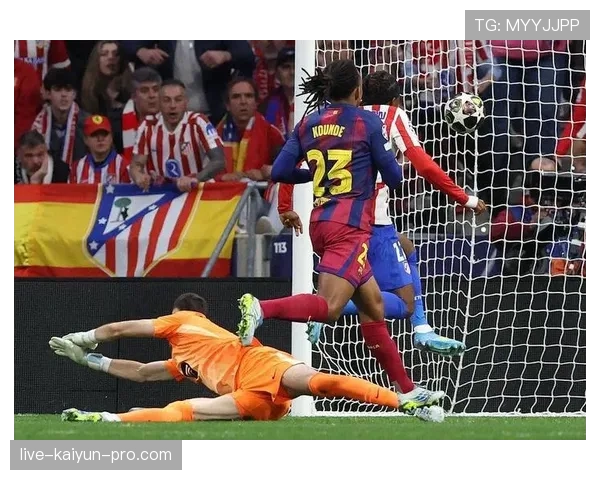 巴萨进攻流畅但终结问题显现，当前阶段对赛季表现带来挑战