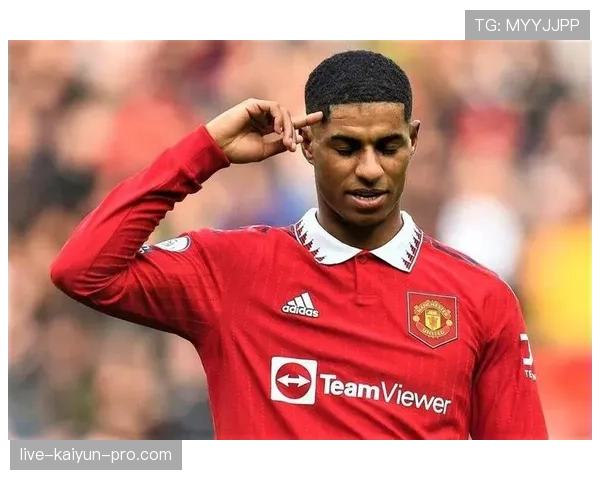 曼联防守漏洞源于整体结构问题，对球队稳定性形成制约